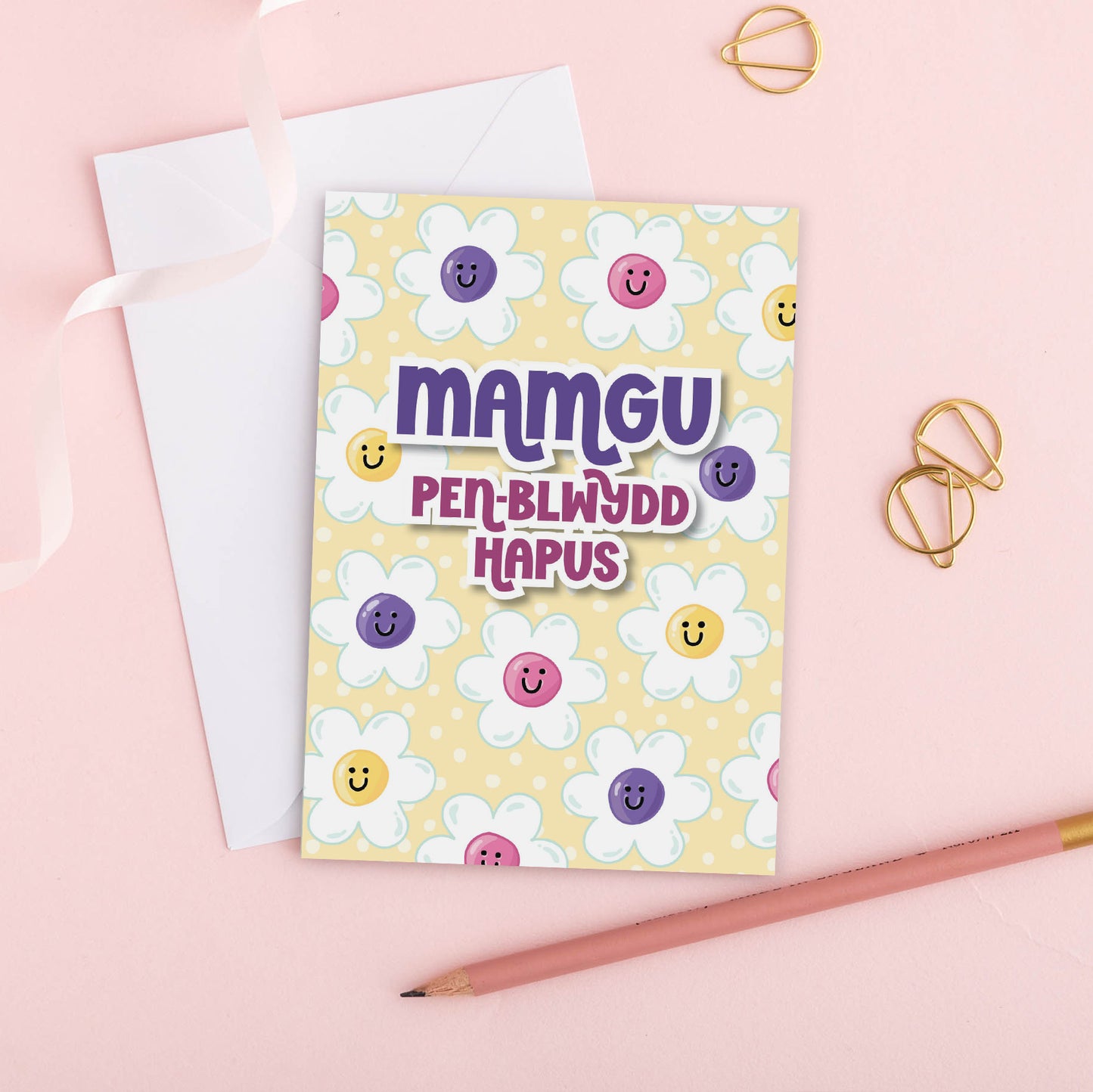 Welsh Birthday Card 'Mamgu Pen-blwydd Hapus' Grandma