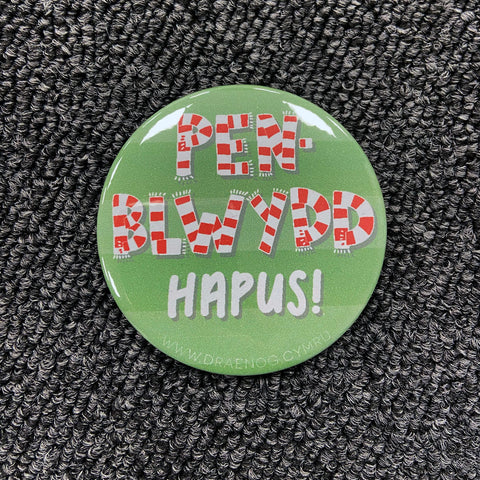 Birthday badge 'Pen-blwydd hapus' Football