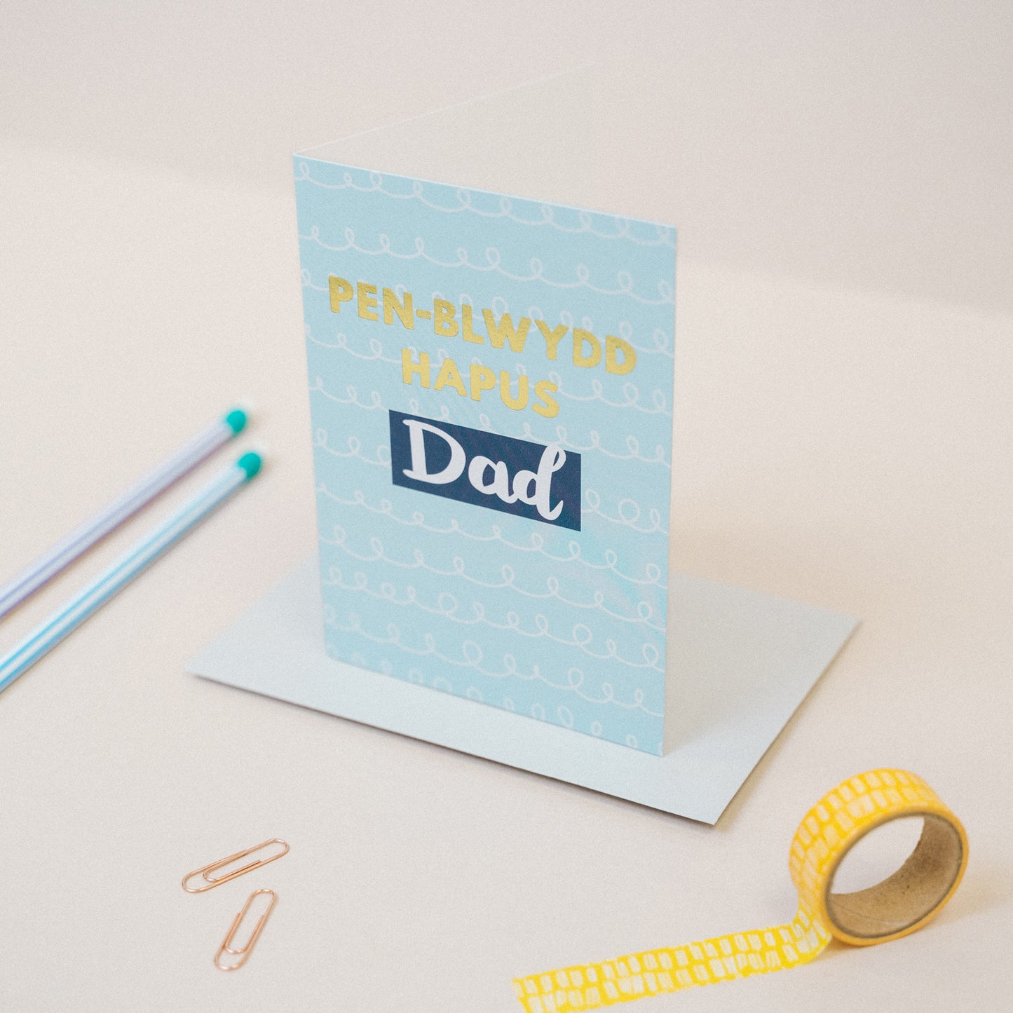 Welsh birthday card 'Pen-blwydd hapus Dad'