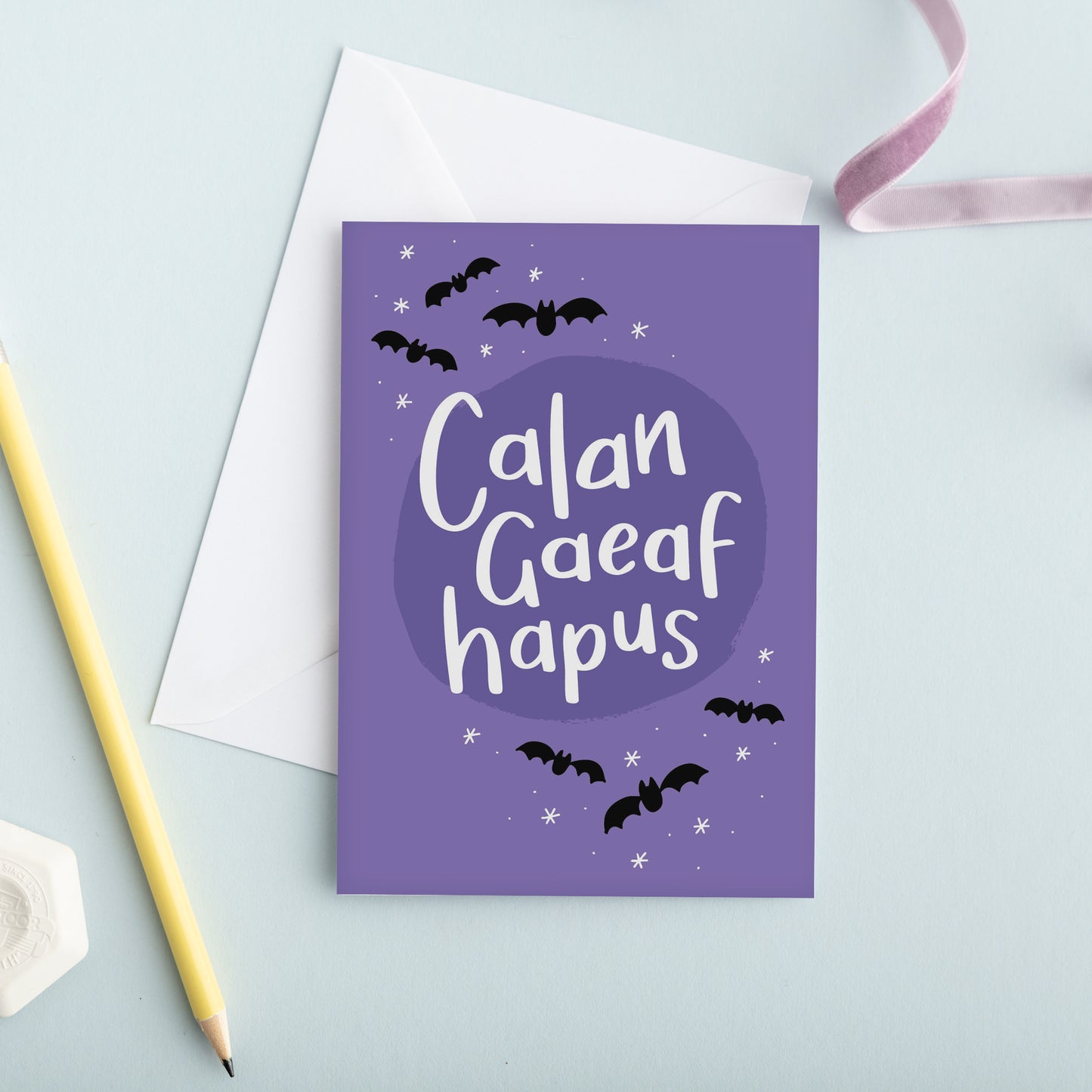 Cerdyn Cymraeg 'Calan Gaeaf Hapus' - Ystlumod