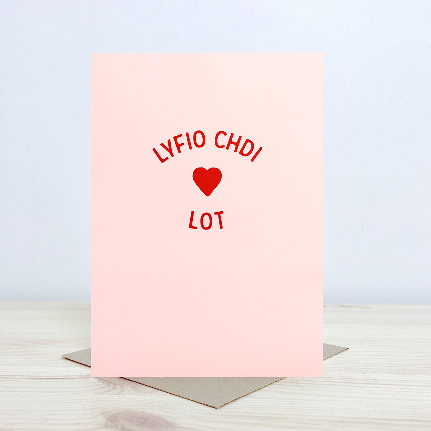 Cerdyn 'Lyfio chdi lot' - Nansi Nudd
