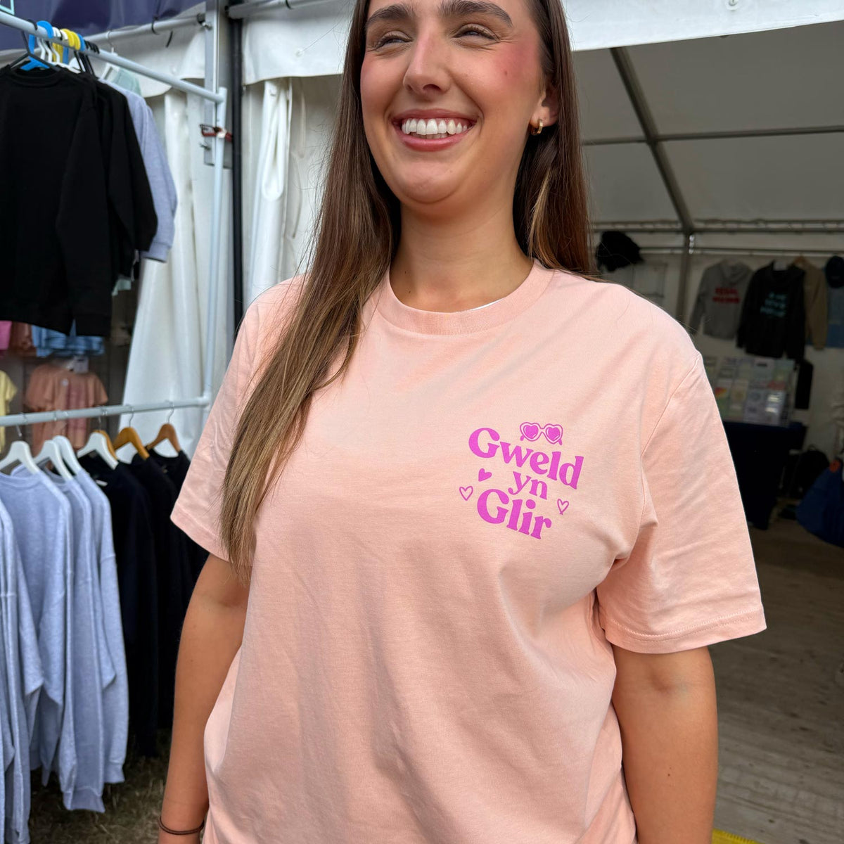Cordia - Gweld yn Glir Welsh T-shirt