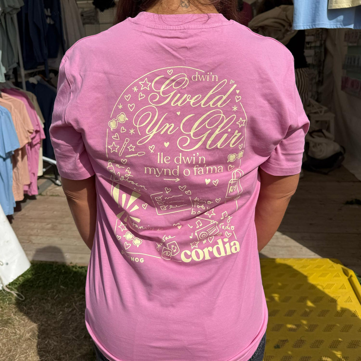 Cordia - Gweld yn Glir Welsh T-shirt