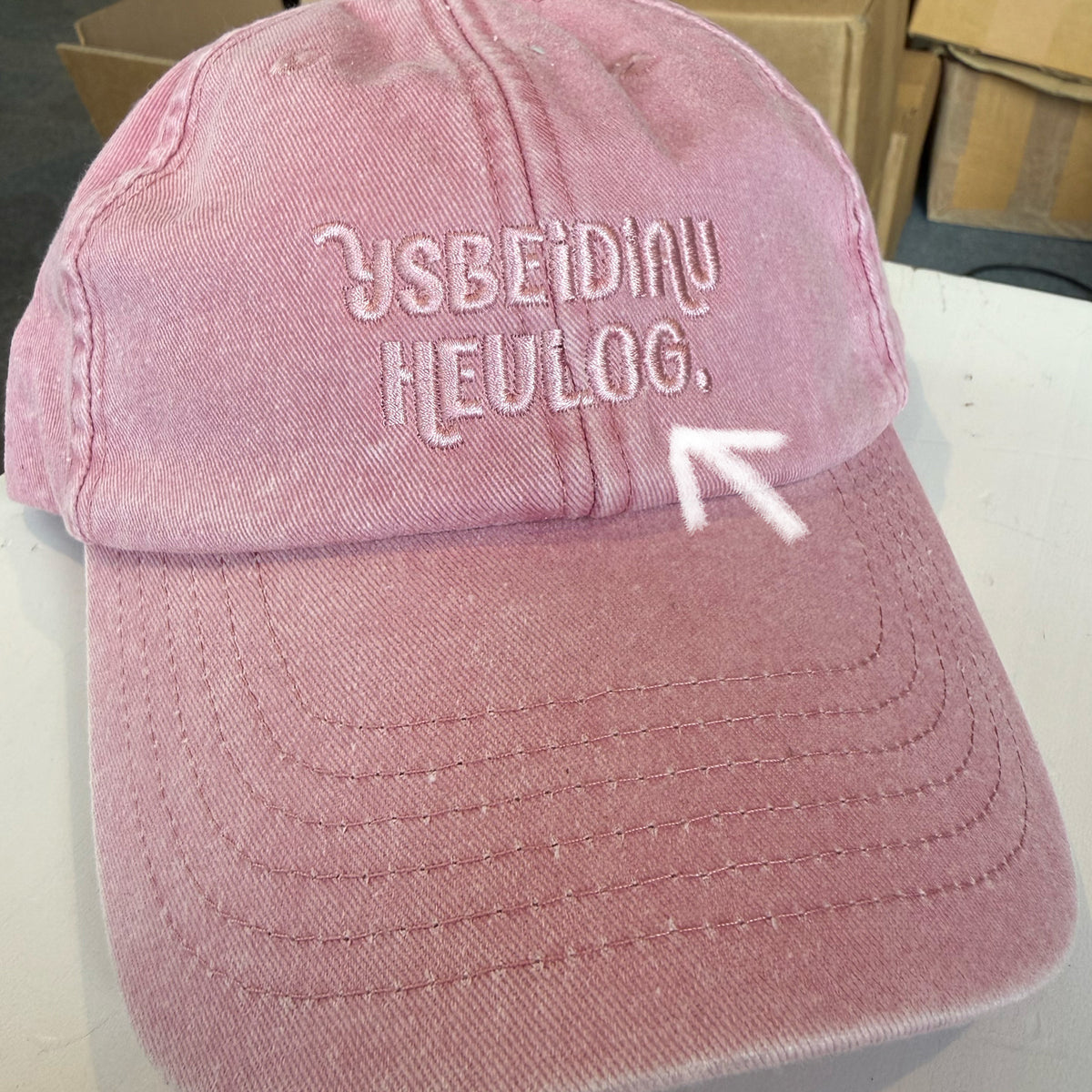 SECONDS SALE Welsh Ysbeidiau Heulog Cap