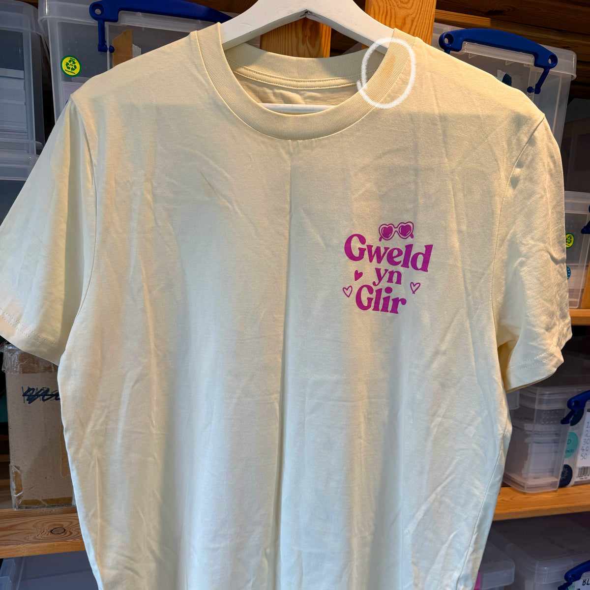 SECONDS SALE Cordia - Gweld yn Glir Welsh T-shirt