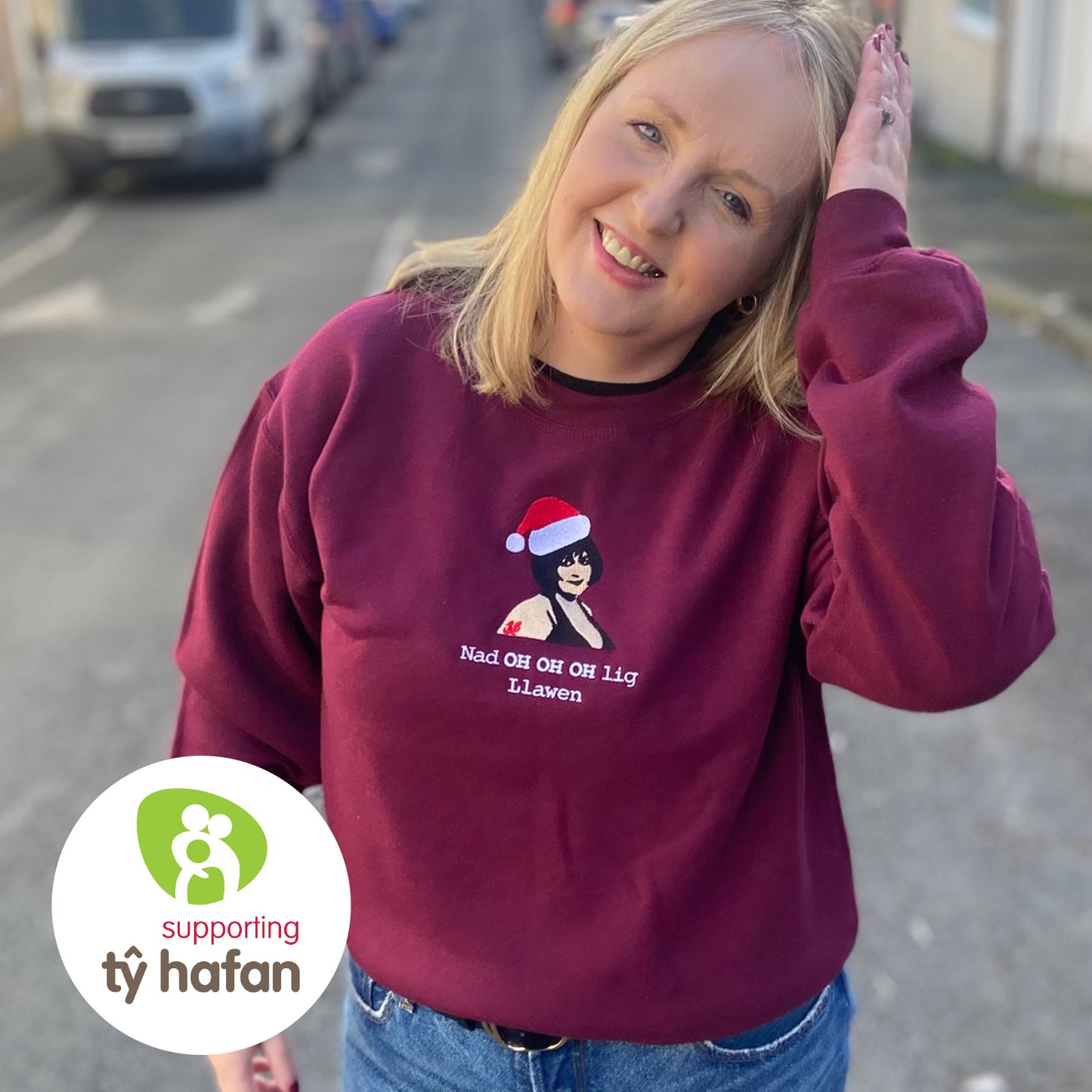 Siwmper Nadolig Cymraeg - Nad OH OH OH lig Llawen / Gavin and Stacey - Tŷ Hafan