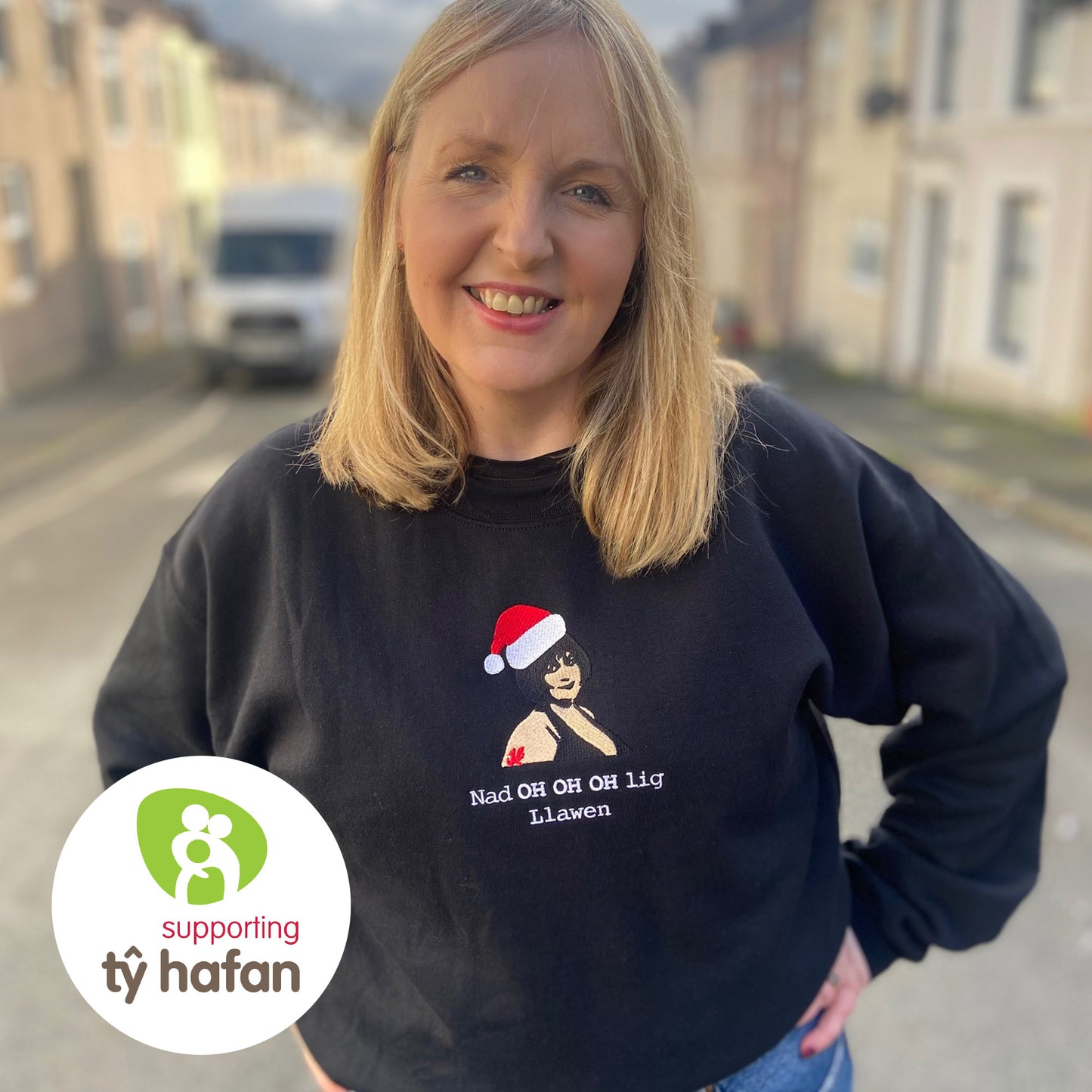 Siwmper Nadolig Cymraeg - Nad OH OH OH lig Llawen / Gavin and Stacey - Tŷ Hafan