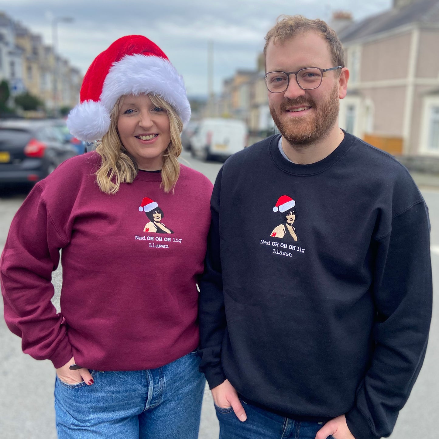 Siwmper Nadolig Cymraeg - Nad OH OH OH lig Llawen / Gavin and Stacey - Tŷ Hafan
