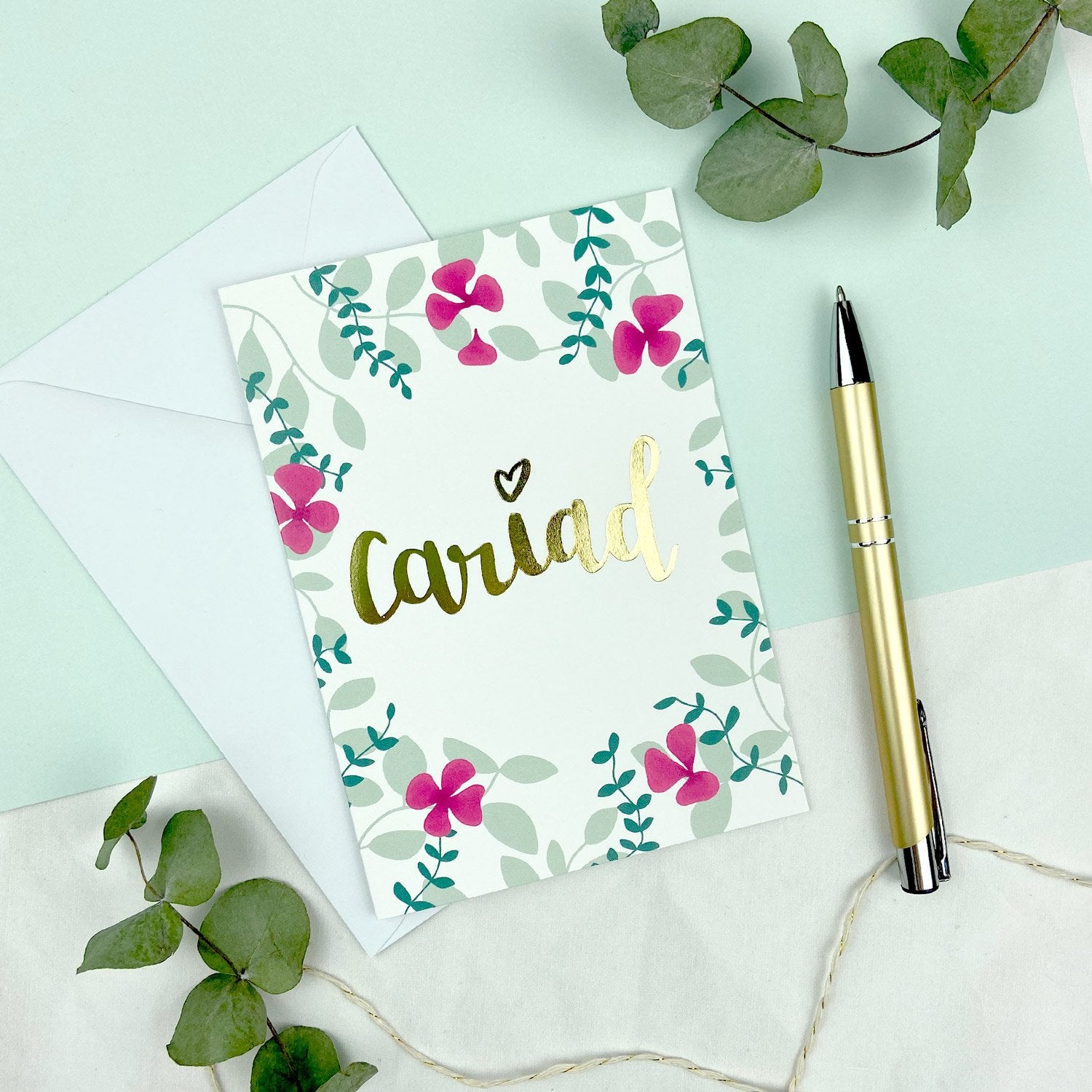 Cerdyn Cariad - casgliad Blodwen / Welsh Love card by Draenog