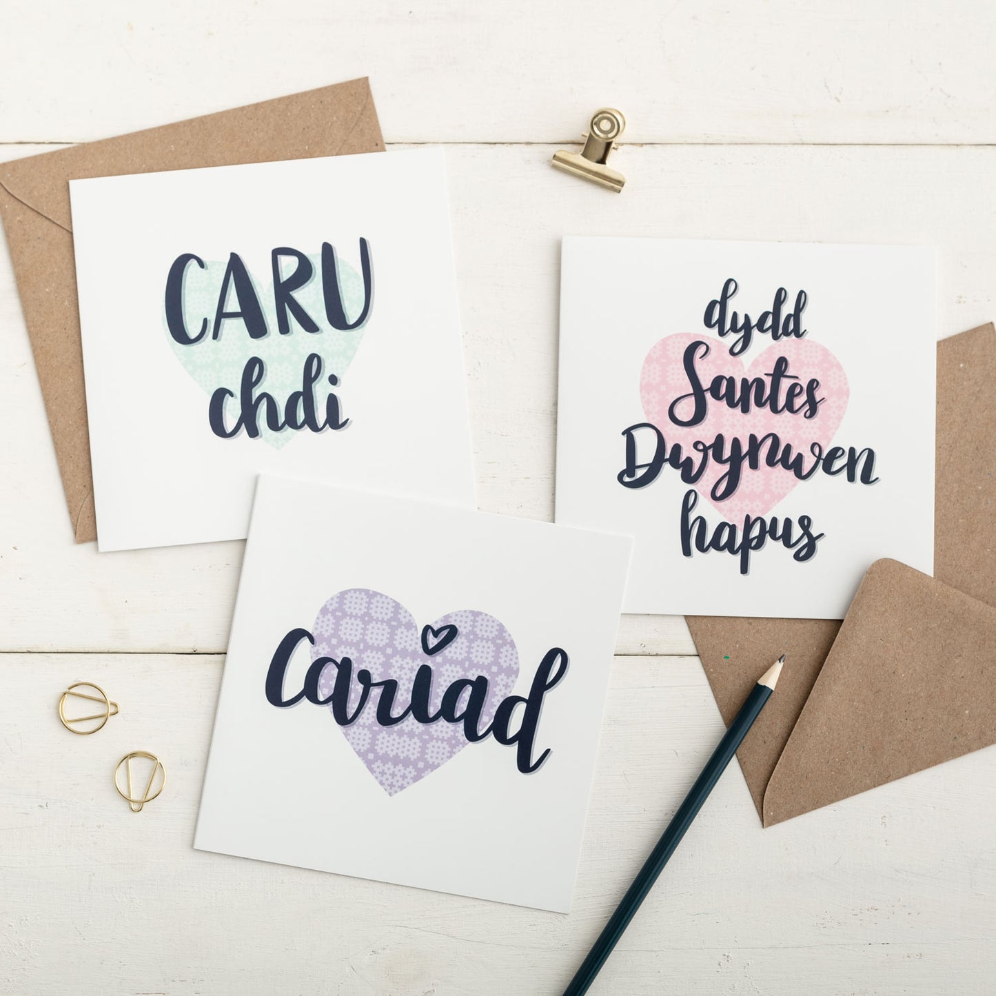 Cerdyn cariad Cymraeg 'Caru chdi'