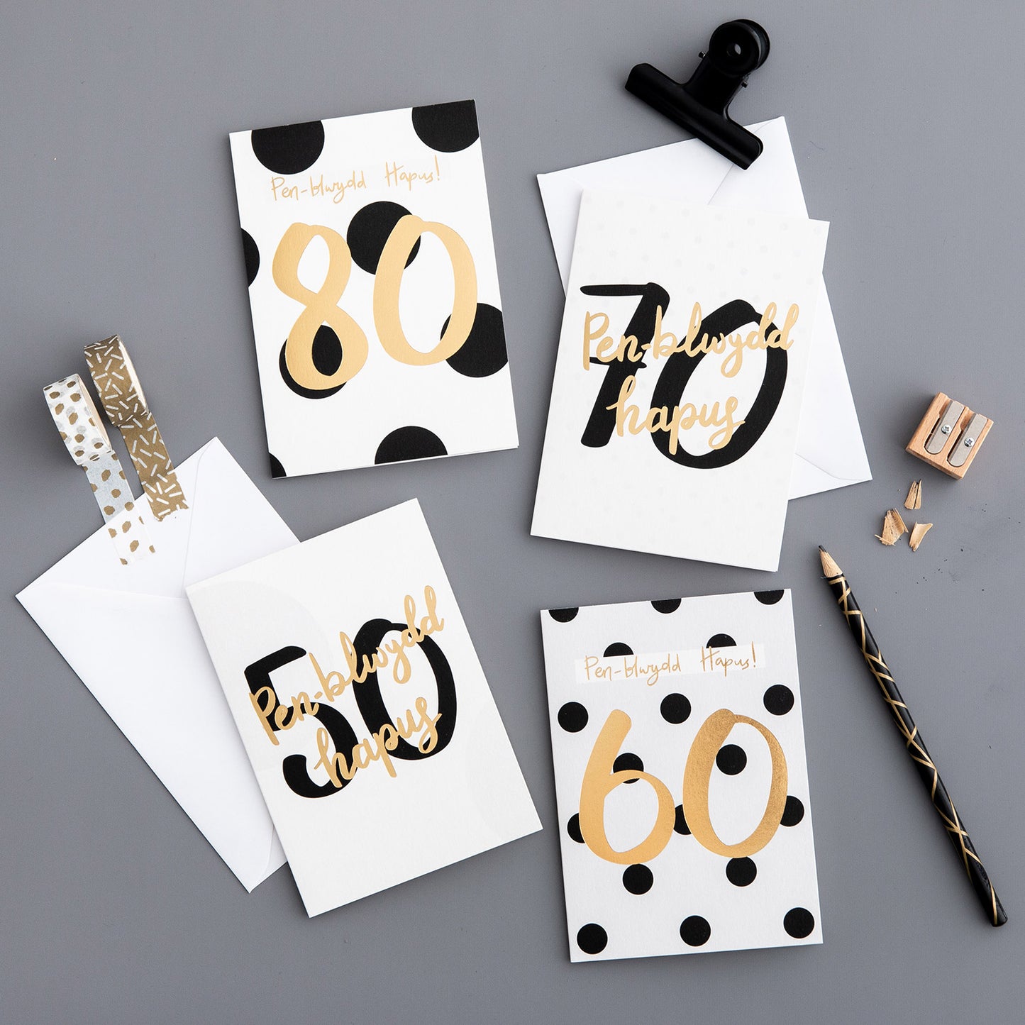 Cardiau oed o gasgliad 'Helo'r Aur!' / Welsh age cards with gold foil