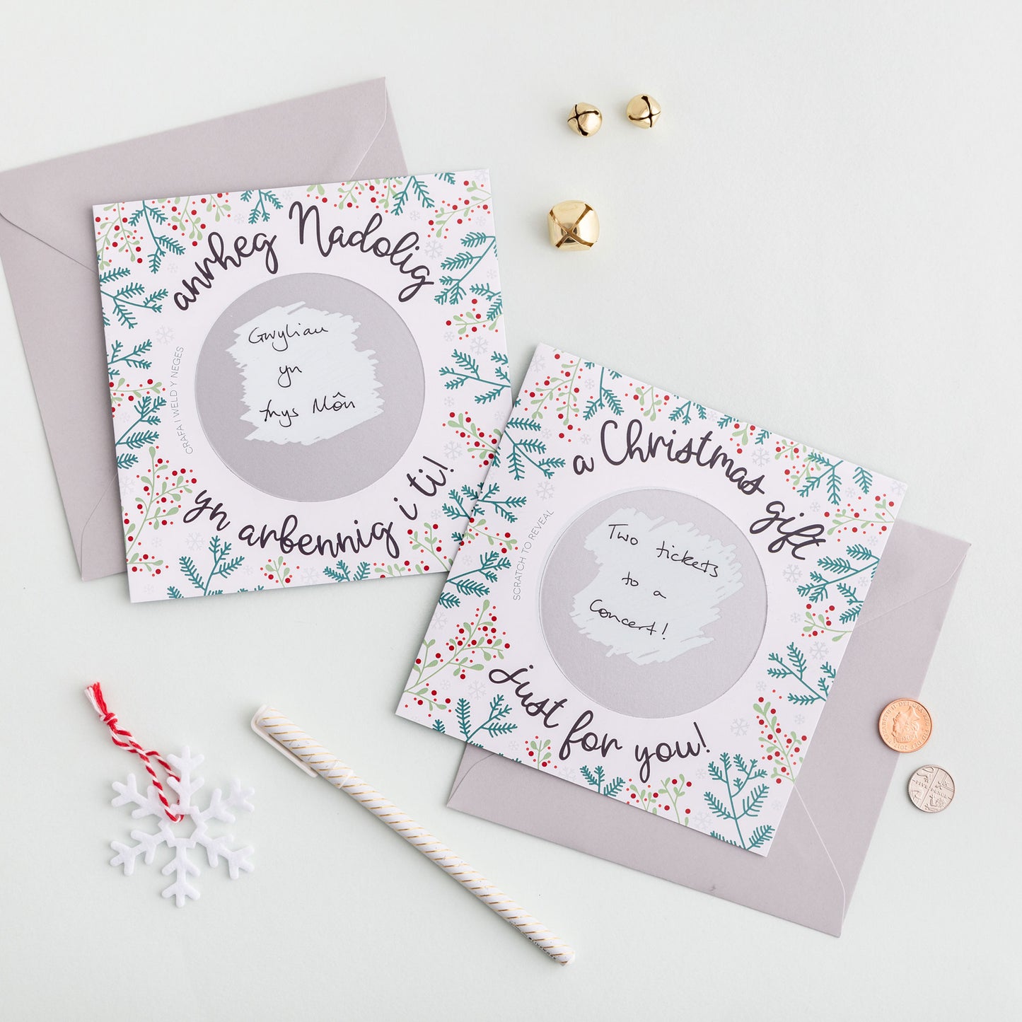 Secret message scratch card 'a Christmas gift just for you!'